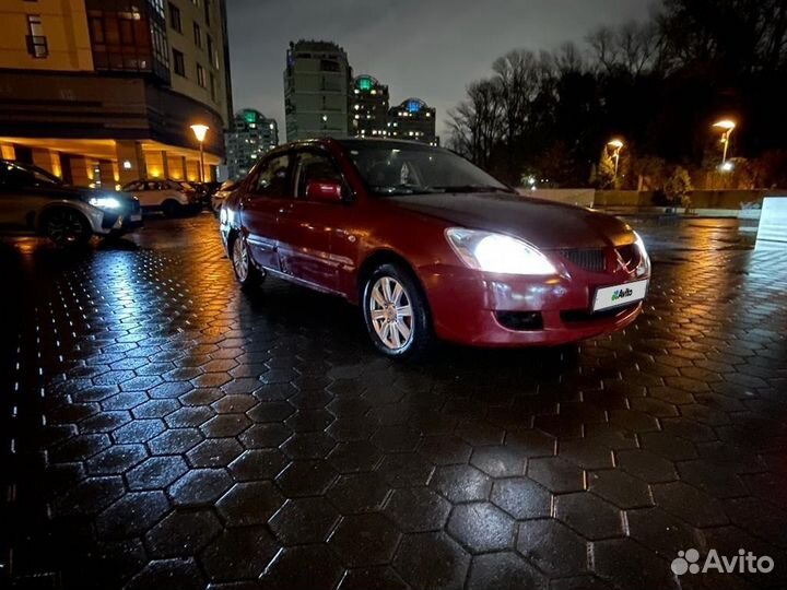 Mitsubishi Lancer 1.6 МТ, 2005, 298 000 км