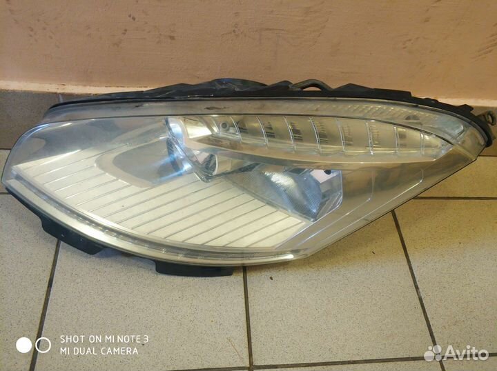 Фара Ситроен С4 grand Пикассо