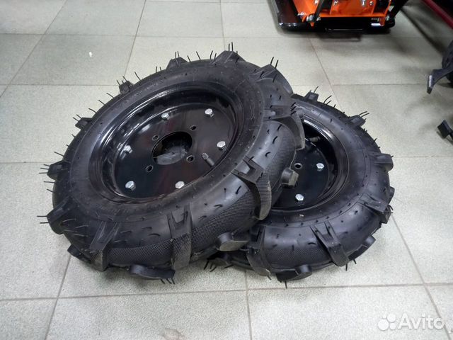 Колесо в сборе 4,00x10 елочка