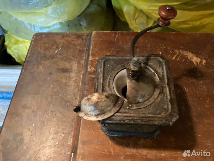 Мельница для специй ручная