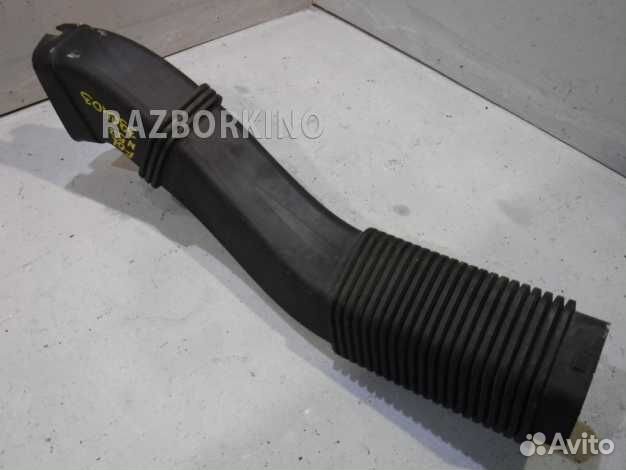 Патрубок воздушного фильтра