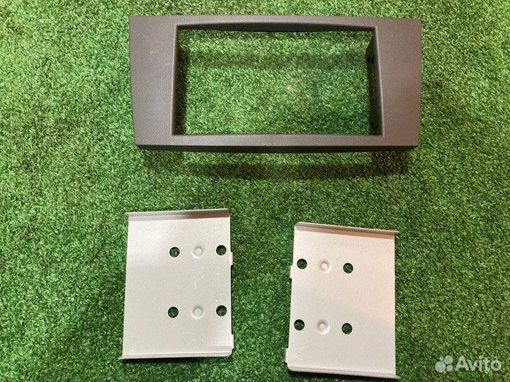 Переходная рамка для магнитолы 2din Mercedes-Benz