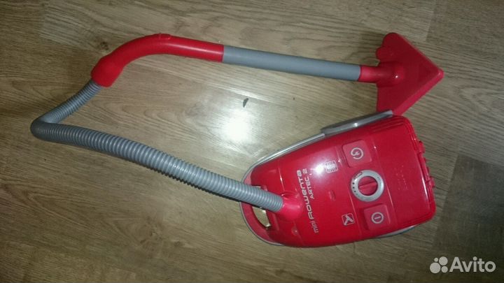 Развивающий домик,пылесос и мячик