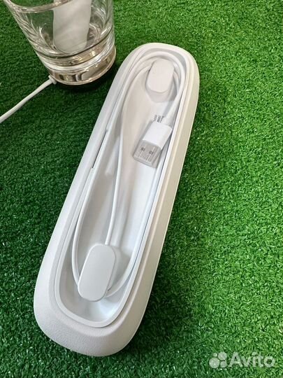 Электрическая зубная щетка Philips HX9911/94