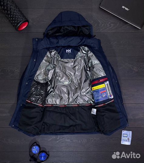 Зимняя куртка helly hansen