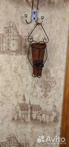 Подставка под цветы металлическая