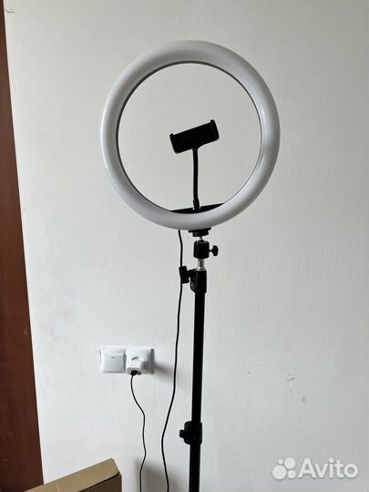 Кольцевая лампа со штативом 31 см