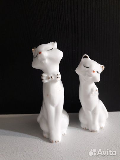 Фигурки котиков фарфор