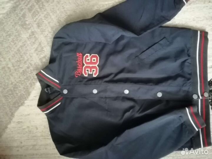 Куртка ветровка