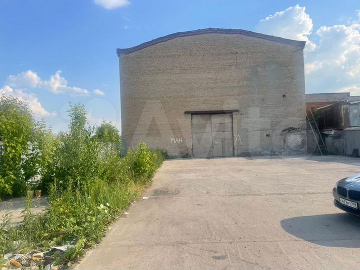 Склад, 1300 м²