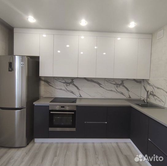 Кухонный гарнитур «Дермонд»