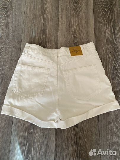 Шорты stradivarius белые