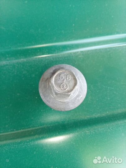 Пробка масляного поддона Ford Focus 2