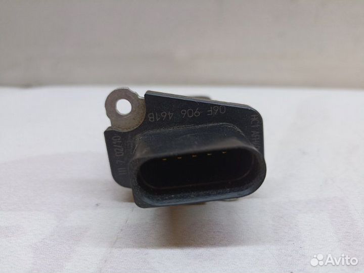 Датчик массового расхода воздуха Volkswagen Tiguan