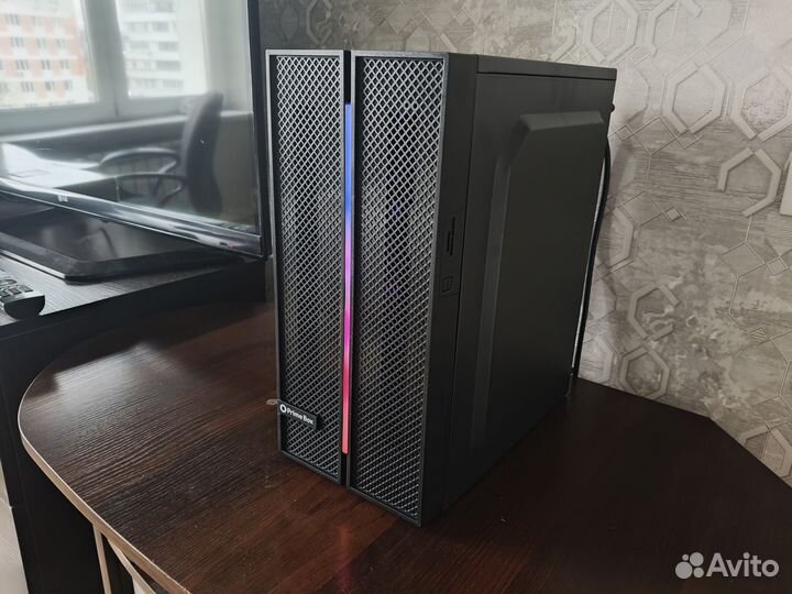 Игровой Core i7 (Xeon) 32 gb + GTX 560 Ti