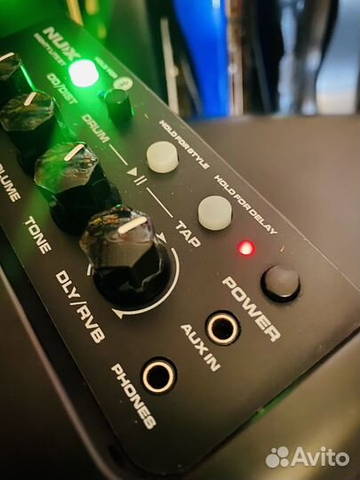 Портативный Моделирующий Комбик NUX