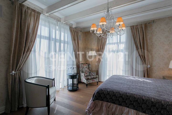 Дом 206,4 м² на участке 8 сот.