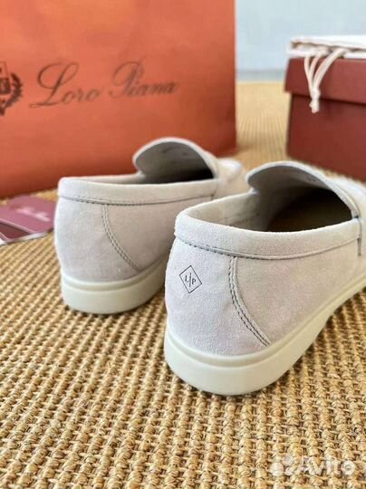 Лоферы Loro Piana Charms Walk