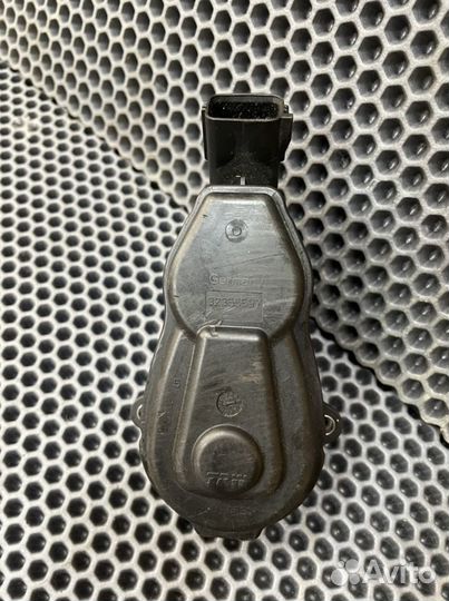 Актуатор заднего суппорта Renault Scenic 3 2010