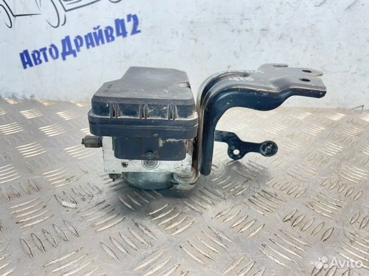 Блок abs Toyota Corolla ZRE151L 1zrfe 2006