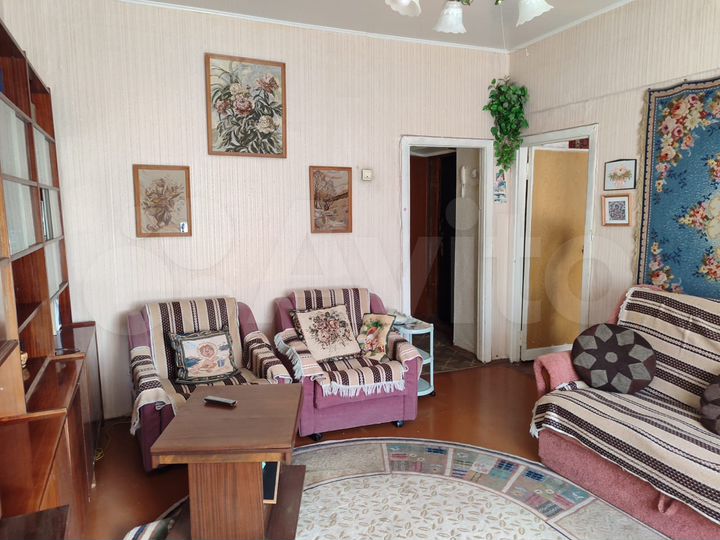 2-к. квартира, 54 м², 3/3 эт.