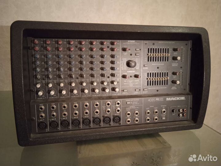 Продаю микшерный пульт