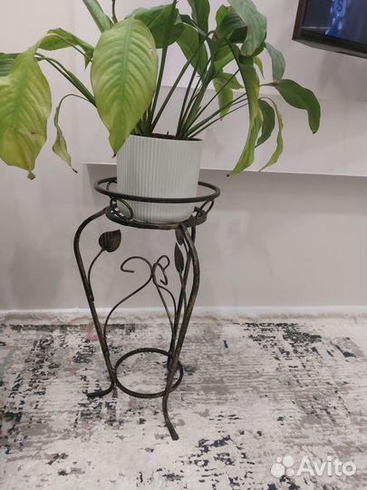 Подставка для цветов винтажная