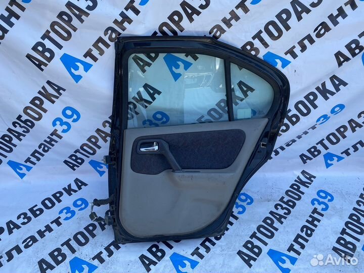 Дверь на nissan primera p11