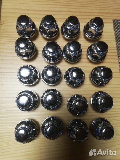 Range rover гайки 12 x 1,5 оригинал