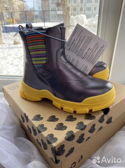 Новые демисезонные ботинки 30 размер