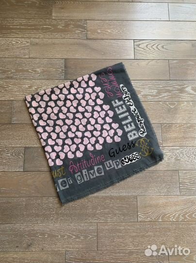 Палантин б/у Guess оригинал