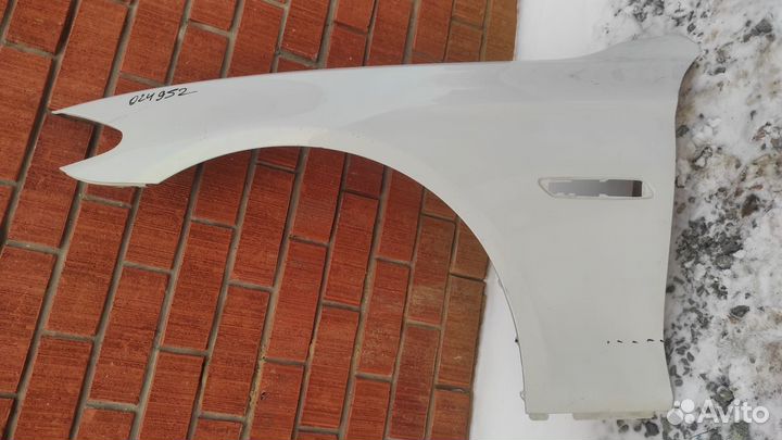 Крыло переднее левое BMW 5 F10 бмв 5 2009-2017