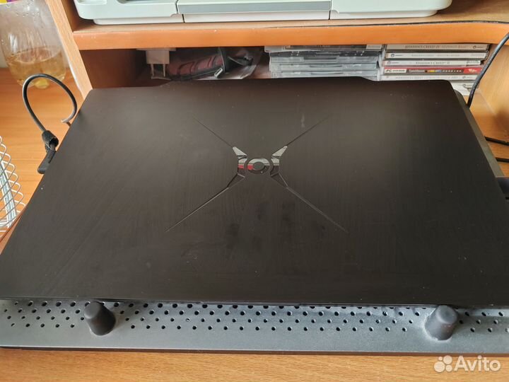 Игровой ноутбук honor v700