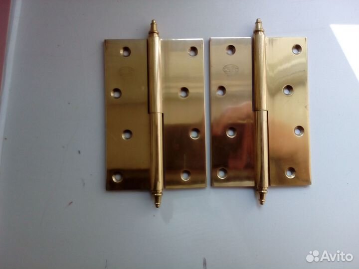 Петли.Петли дверные.Латунь.Испания Новые