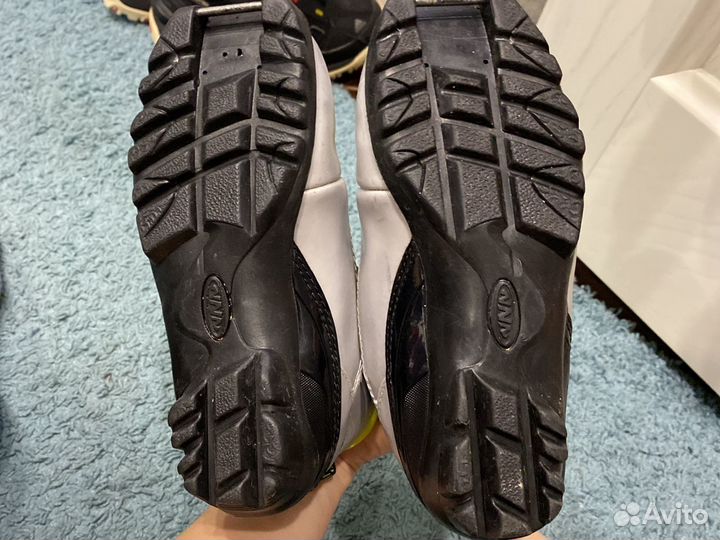 Лыжные ботинки fischer 35