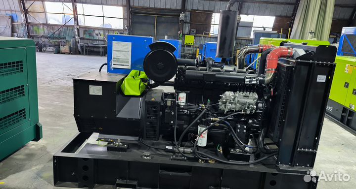 Дизельный генератор 60 кВт Strateg в кожухе