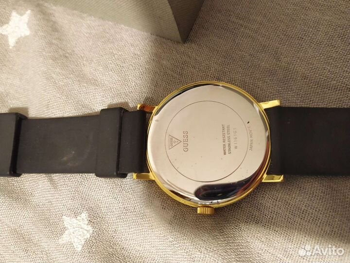 Часы guess