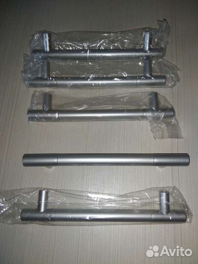 Мебельные ручки 128 мм