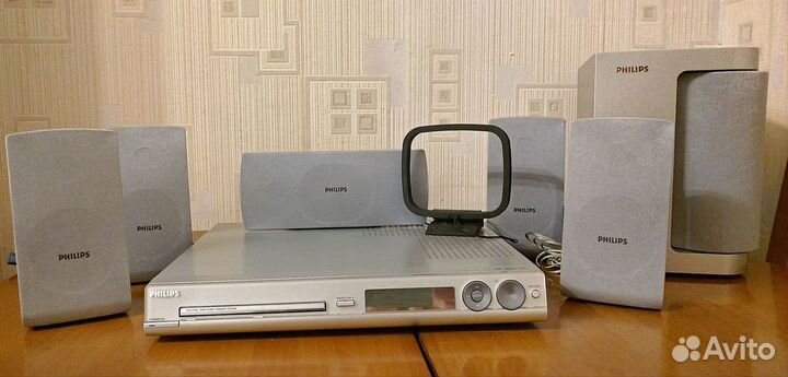 Домашний кинотеатр Philips hts3100 +микрофон