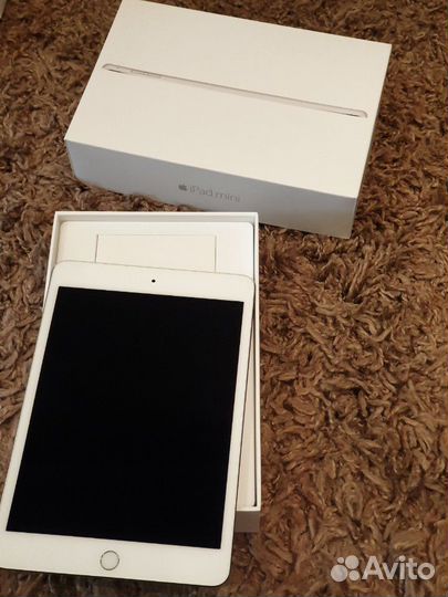 iPad mini 4 планшет