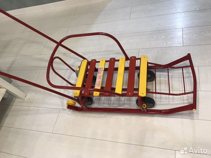 Детские санки на колесах