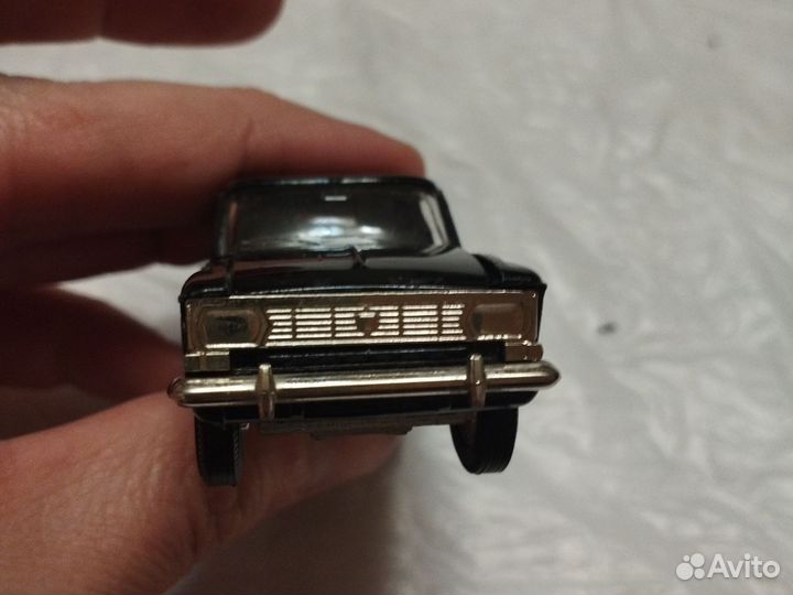 Модель автомобиля Москвич пикап