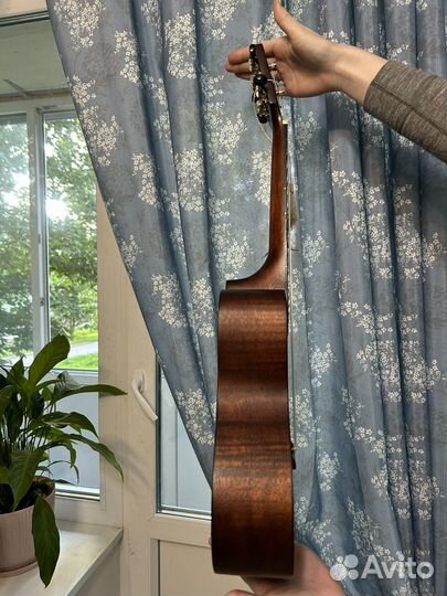 Укулеле Baton Rouge V4-C Sun