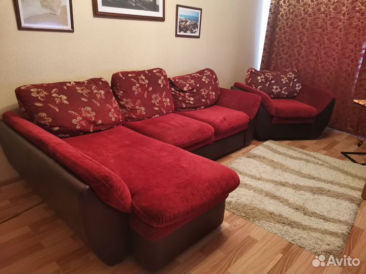 Угловой диван + кресло