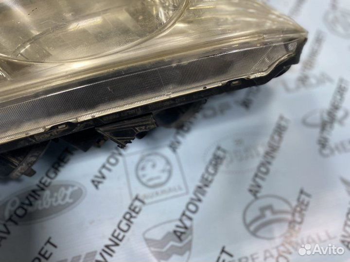 Фара правая Honda Odyssey Ii (1999–2001)