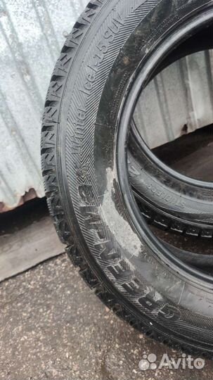 LingLong Green-Max Winter Ice I-15 SUV 225/65 R17 102T