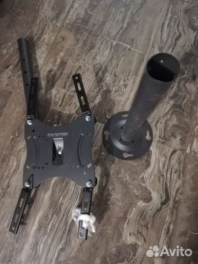 Кронштейн для крепления телевизора