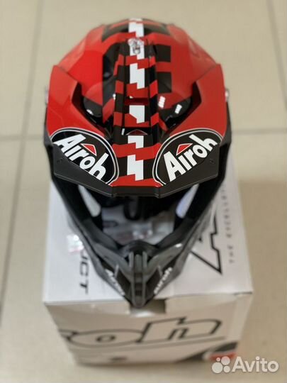 Кроссовый шлем Airoh Twist 2.0