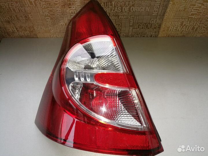 Фонарь задний на Рено Сандеро