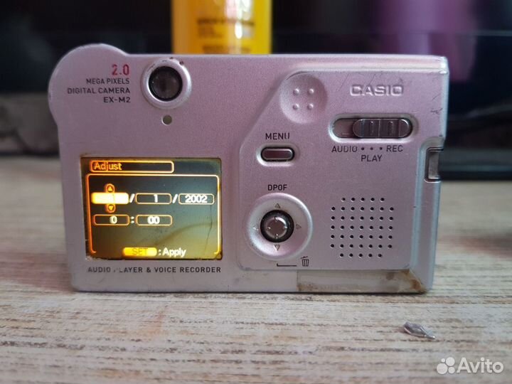 Фотоаппарат Casio Exilim EX-M2